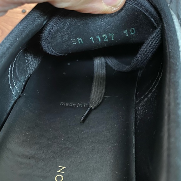 Authentic Louis Vuitton Sneakers - Picture 5 of 6